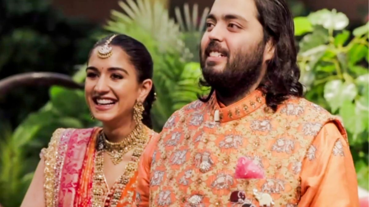 Anant Radhika Wedding: अनंत-राधिका विवाह के कारण, मुंबई के कर्मचारियों को मिला वर्क फ्रॉम होम |